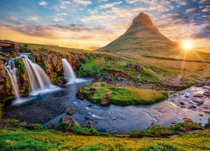 Bluebird: Waterfall in Iceland (2000) legpuzzel