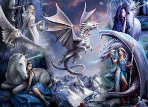 Bluebird: Silver Dragon Collage - Anne Stokes (1500) drakenpuzzel