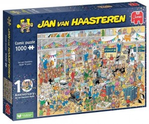 Jan van Haasteren: 10 Years JvH Studio (1000) legpuzzel