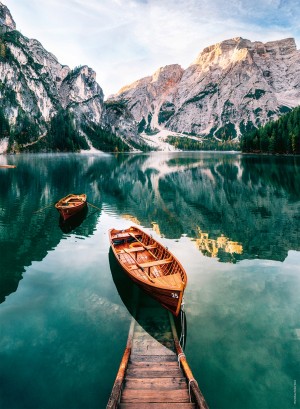 Nathan: The Boats of Lake Braies (500) verticale puzzel