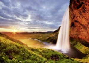 Heye: Alexander von Humboldt - Seljalandsfoss Waterfall (1000) puzzel