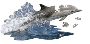 Madd Capp: I Am Lil' Dolphin (100) shaped puzzel